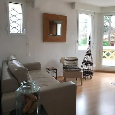 T2 Les Papillons شقة آركاشو